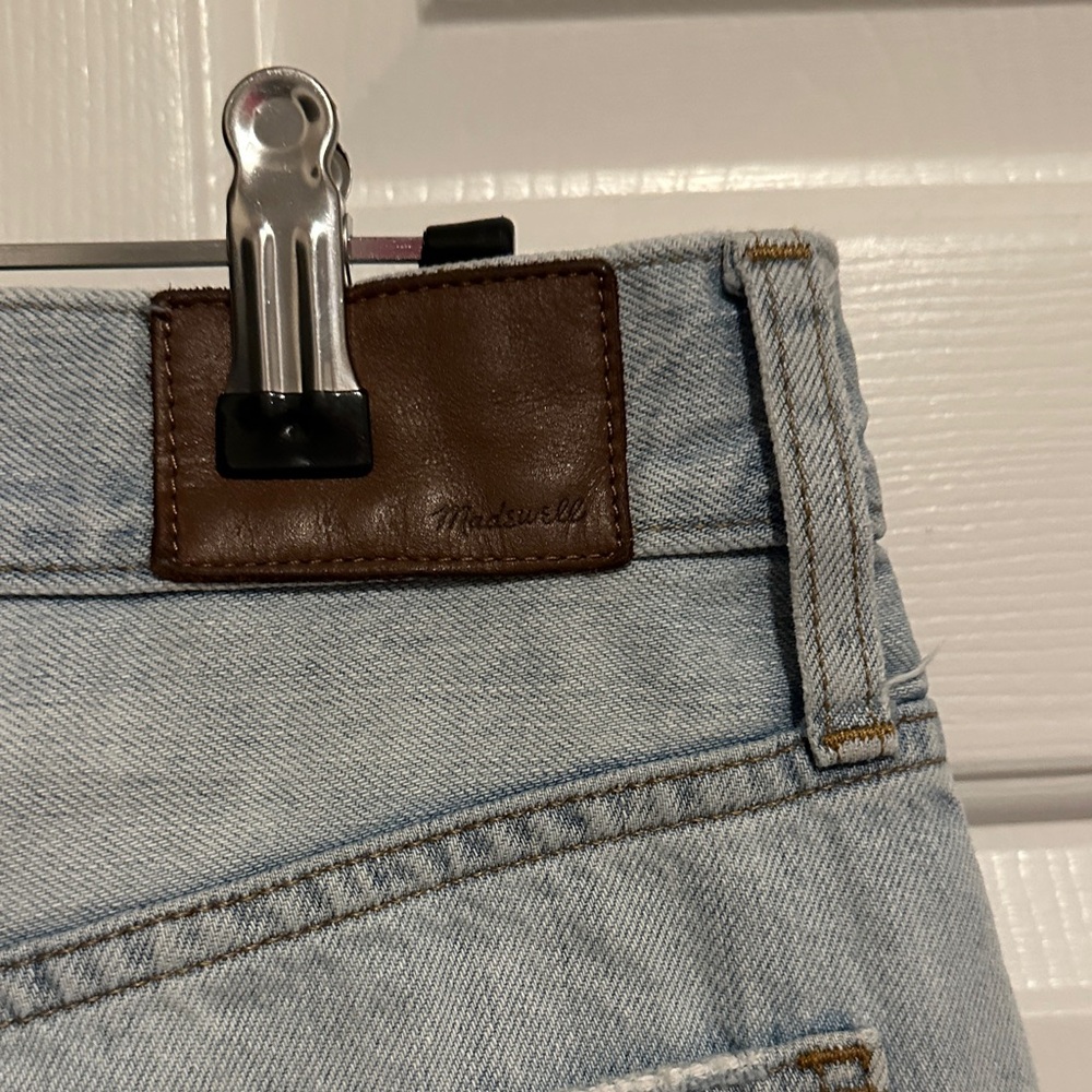 Madewell Light Blue Straight Leg Jeans - 28T - Picture 5 of 9